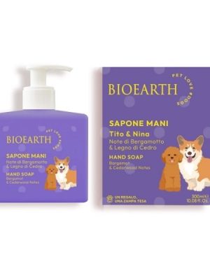 Bioearth sapone mani Pet Love Tito&Nina profumo note di bergamotto e legno di cedro ml. 300